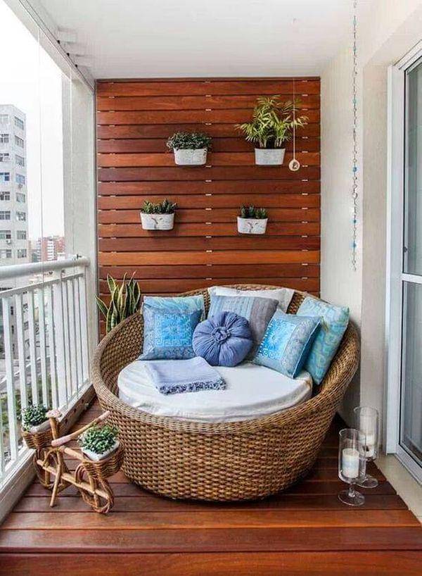https://cdn.idntimes.com/content-images/post/20170619/balcony-home-design-ideas-1e7d8f1a9a8e59d3ddfb554a9882c719.jpg