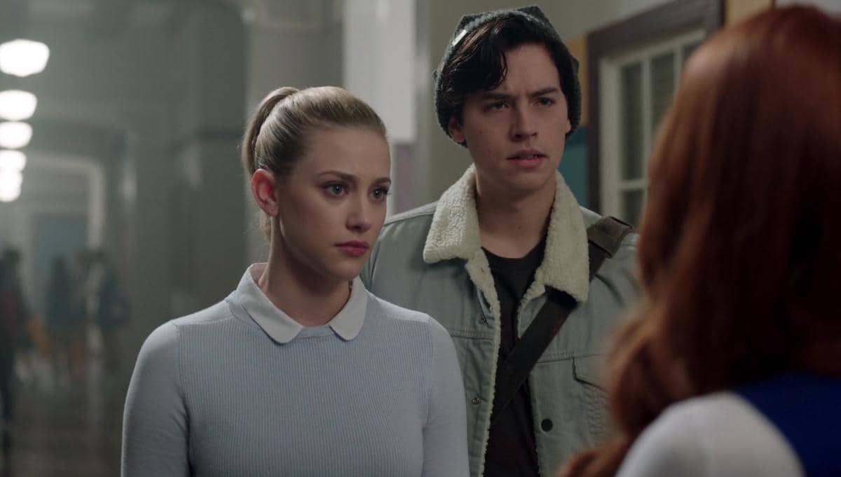 https://cdn.idntimes.com/content-images/post/20170814/betty-jughead-riverdale-ee18371eeec2821ee5e9817e36b16221.jpg