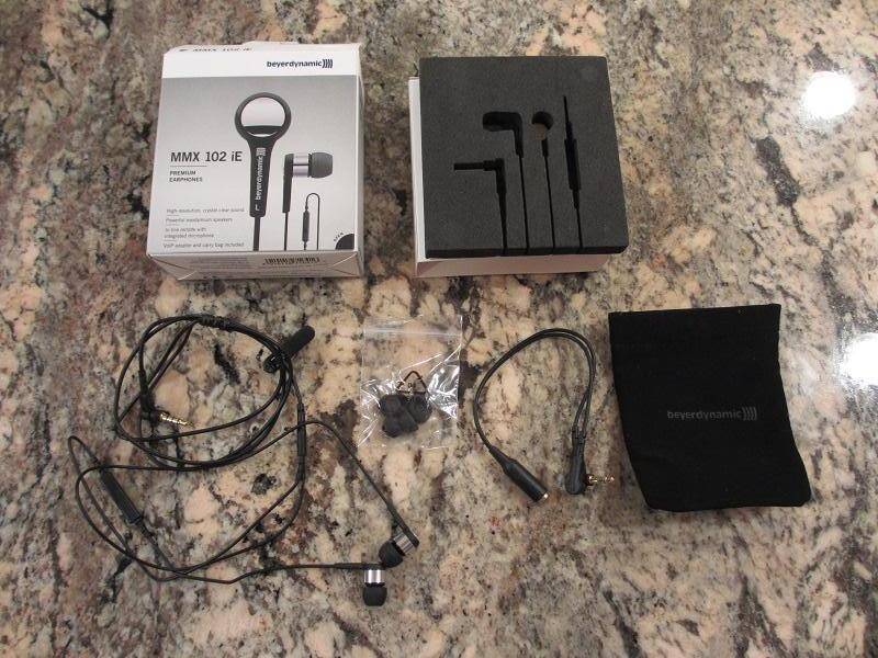 https://cdn.idntimes.com/content-images/post/20170522/beyerdynamic-mmx-102ie-ec7aa88627057812a83c724ab07f8e37.jpg