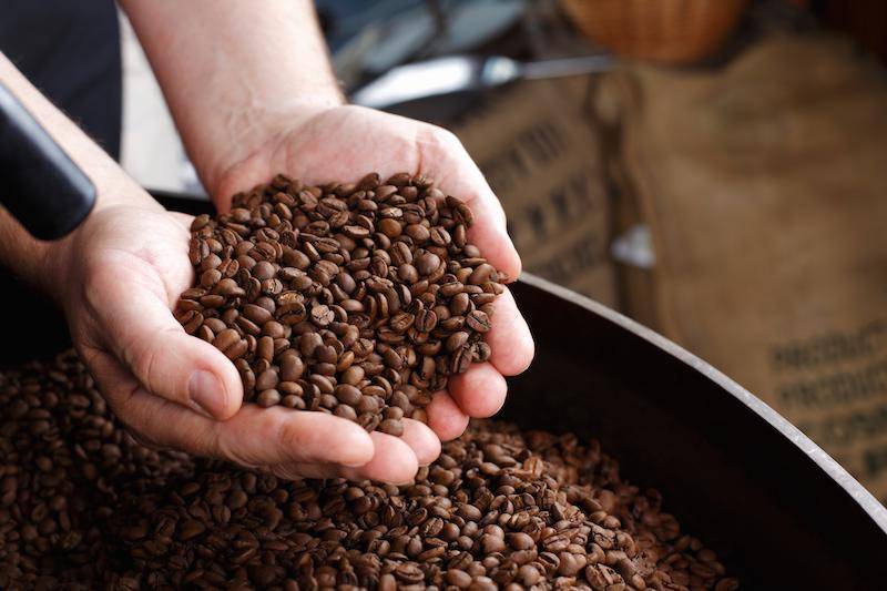 https://cdn.idntimes.com/content-images/post/20170711/bisnis888kopi31052016-1-a8e6b1e33011848ddb337e267a71036c.jpg