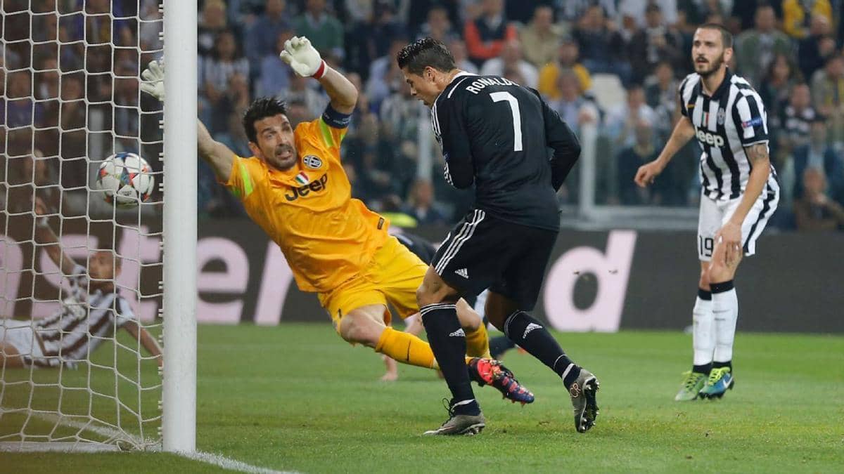 https://cdn.idntimes.com/content-images/post/20170603/buffon-ronaldo-821c5d9fbb12492ed5df4f244d510b75.jpeg