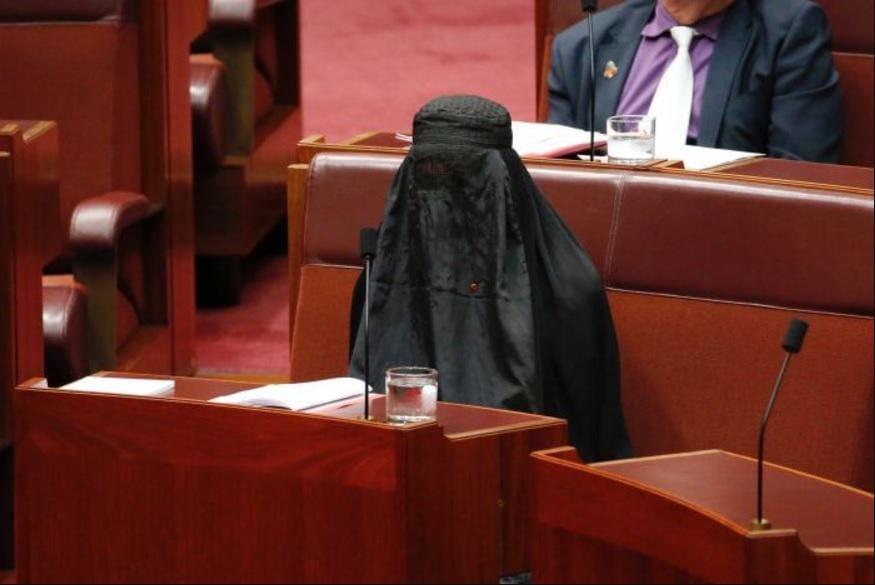 https://cdn.idntimes.com/content-images/post/20170817/burka-15dcf05f4524835e7c75192b37b6a73a.jpg