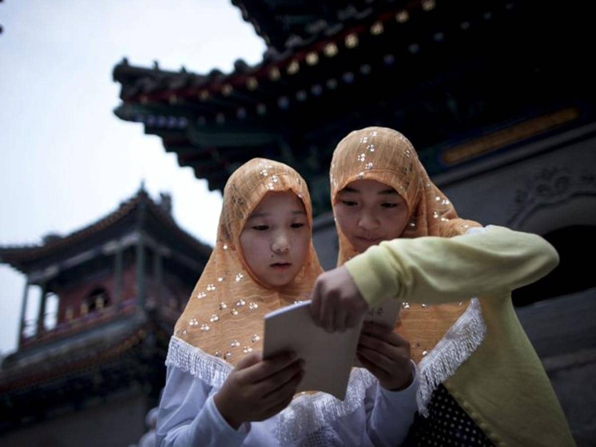 https://cdn.idntimes.com/content-images/post/20170606/china-muslim-f4467efa5b534592fd5aa9c317cd9f0b.jpg