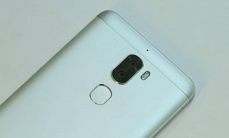 https://cdn.idntimes.com/content-images/post/20170526/coolpad-cool-2-f4036173a0743c8b956cf35e24ff1643.jpg