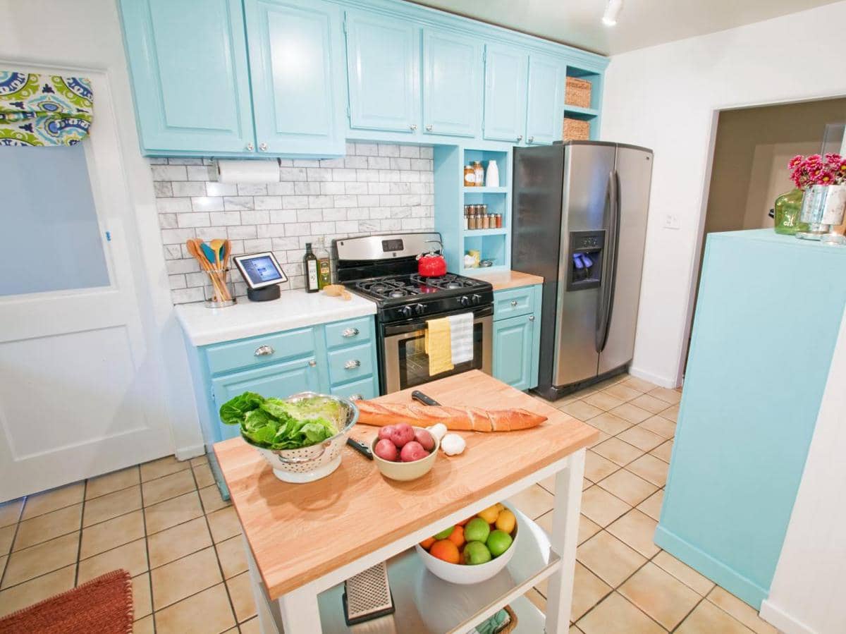 https://cdn.idntimes.com/content-images/post/20170610/dod3112-blue-kitchen-3-s4x3jpgrendhgtvcom1280960-be1556fa6276e9dff1feb251b9b34a50.jpeg