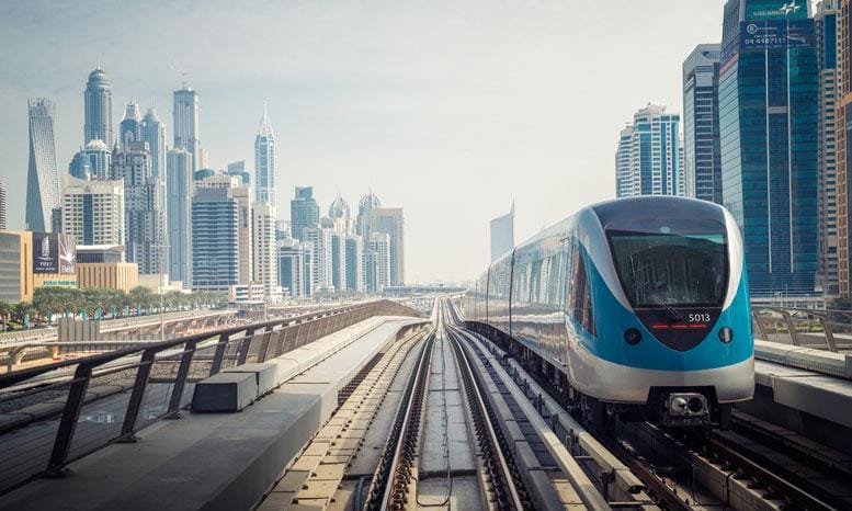 https://cdn.idntimes.com/content-images/post/20170718/dubai-metro-fundraising-2-376bda5a5fc215ea25cc71b32c9e26dc.jpg