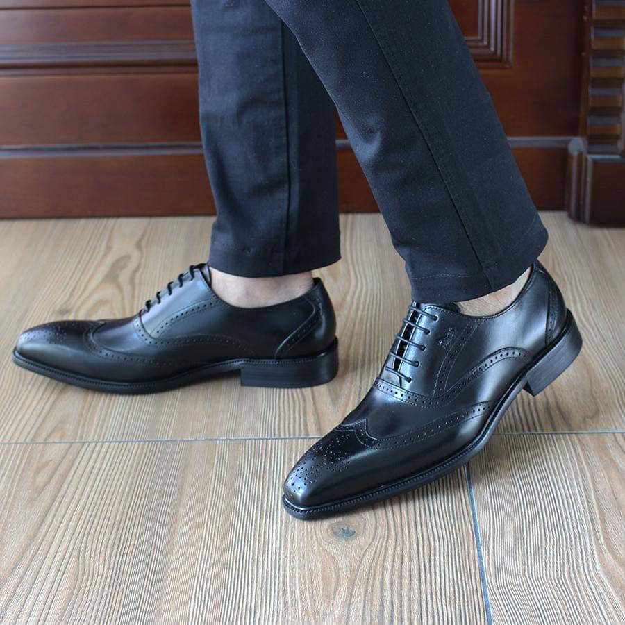 https://cdn.idntimes.com/content-images/post/20170605/felix-chu-2017-formal-genuine-leather-black-lace-up-oxford-font-b-men-b-font-font-47f4ba71ff7e5970604588d649024ffe.jpg