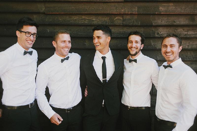 https://cdn.idntimes.com/content-images/post/20170621/groomsman15-6f8c3648ff85d8245813baa8d45501ef.jpg