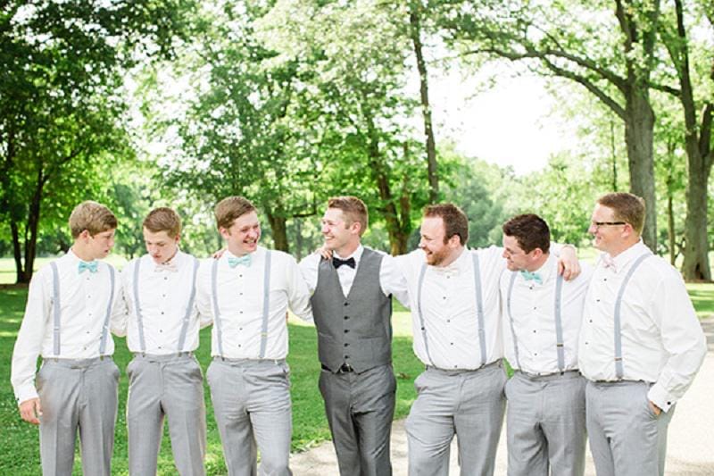 https://cdn.idntimes.com/content-images/post/20170621/groomsmen-in-gray-5323fad0ce85549ef7499f0fe98d7bfc.jpg