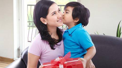 https://cdn.idntimes.com/content-images/post/20170710/hadiah-2ff85254eb8c556d1dcb92a9b1c812c7.jpg