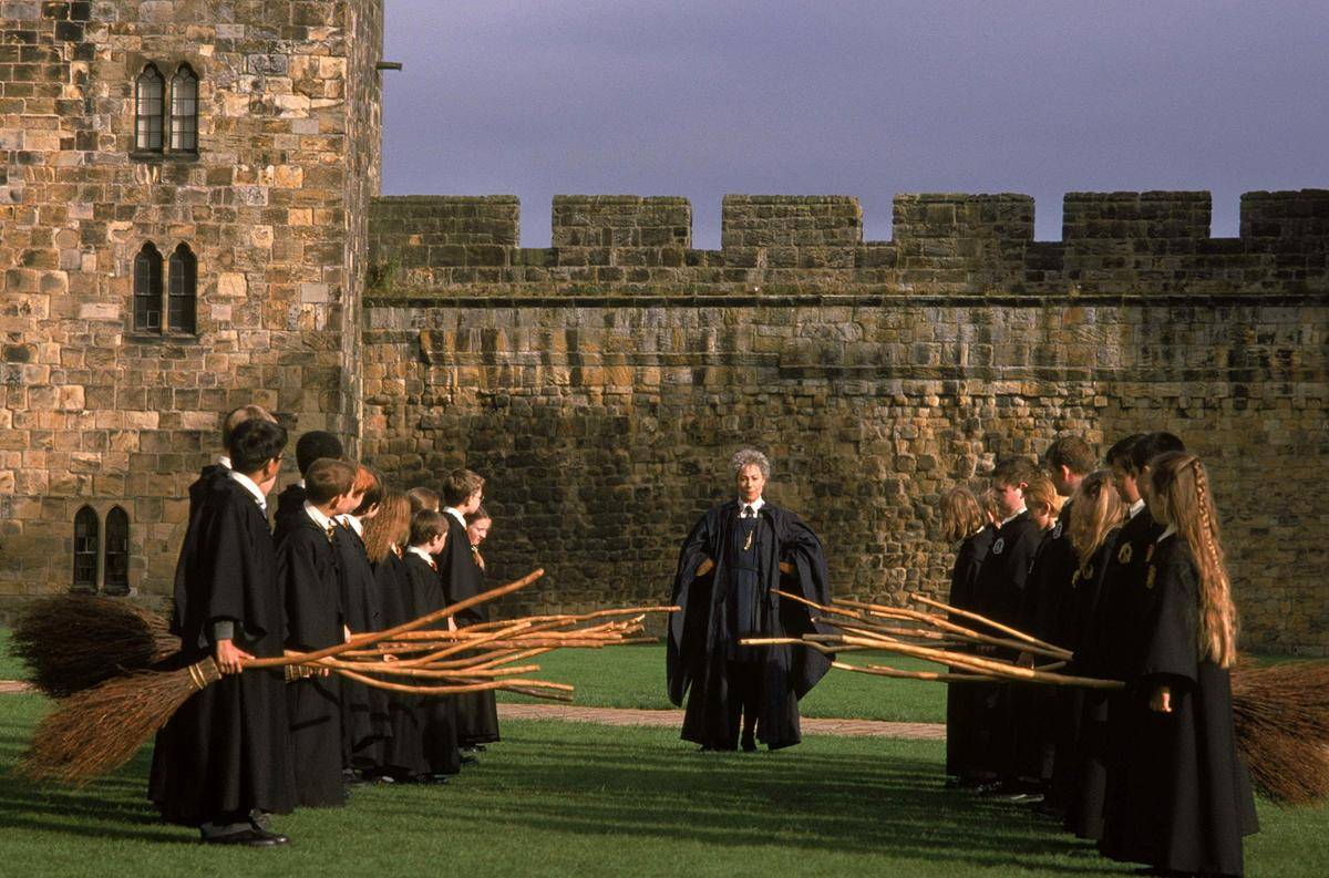 https://cdn.idntimes.com/content-images/post/20170706/harry6-e4cdf73cec5470d853a2e61faa1420fd.jpg