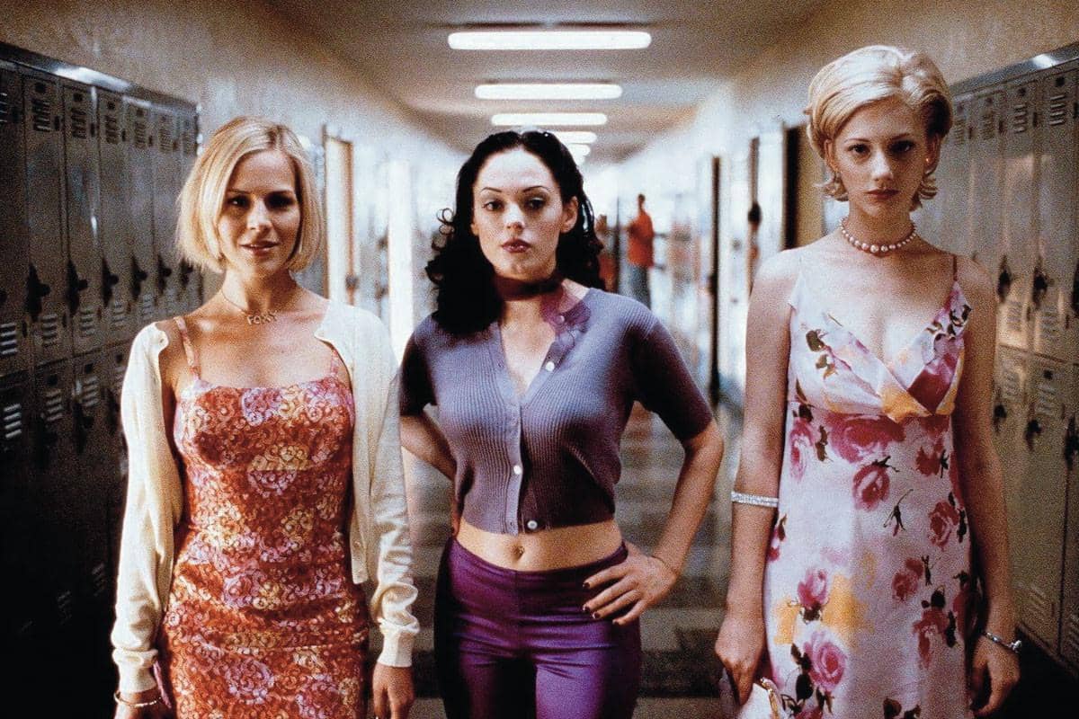 https://cdn.idntimes.com/content-images/post/20170706/jawbreaker-1200x800-c-default-c02abe316df420dce43d9b37e3b91f84.jpg