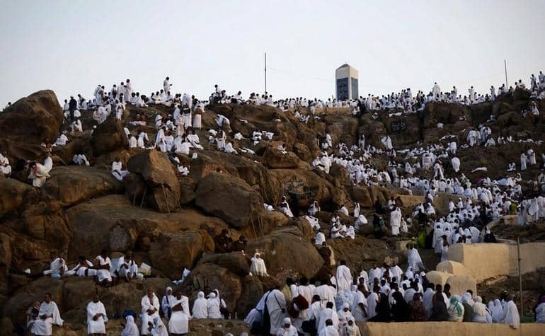 https://cdn.idntimes.com/content-images/post/20170729/mount-arafat-7091028298c6cfccae01c60d6f300c9e.jpg