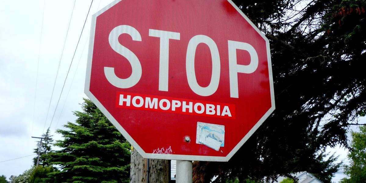 https://cdn.idntimes.com/content-images/post/20170522/o-homophobia-facebook-60bd3b5618bc39de0aad5ba4e096f5c8.jpg