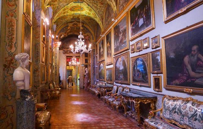 https://cdn.idntimes.com/content-images/post/20170717/palazzo-doria-pamphilj-13-56ca38a2763effa57ecf93394a7d3499.jpg