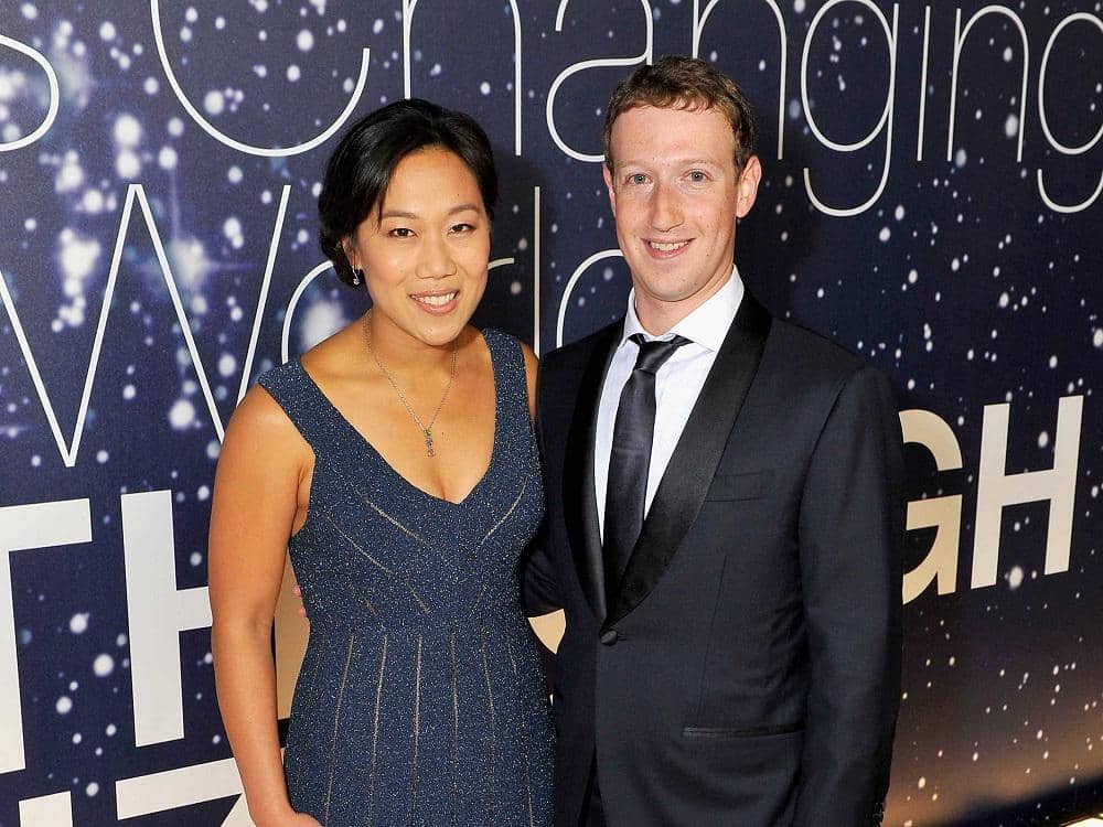 https://cdn.idntimes.com/content-images/post/20170609/san-francisco-general-hospital-will-be-named-after-mark-zuckerberg-after-he-and-his-wife-donate-75-million-015758d5360125141053c305f5440fb5.jpg