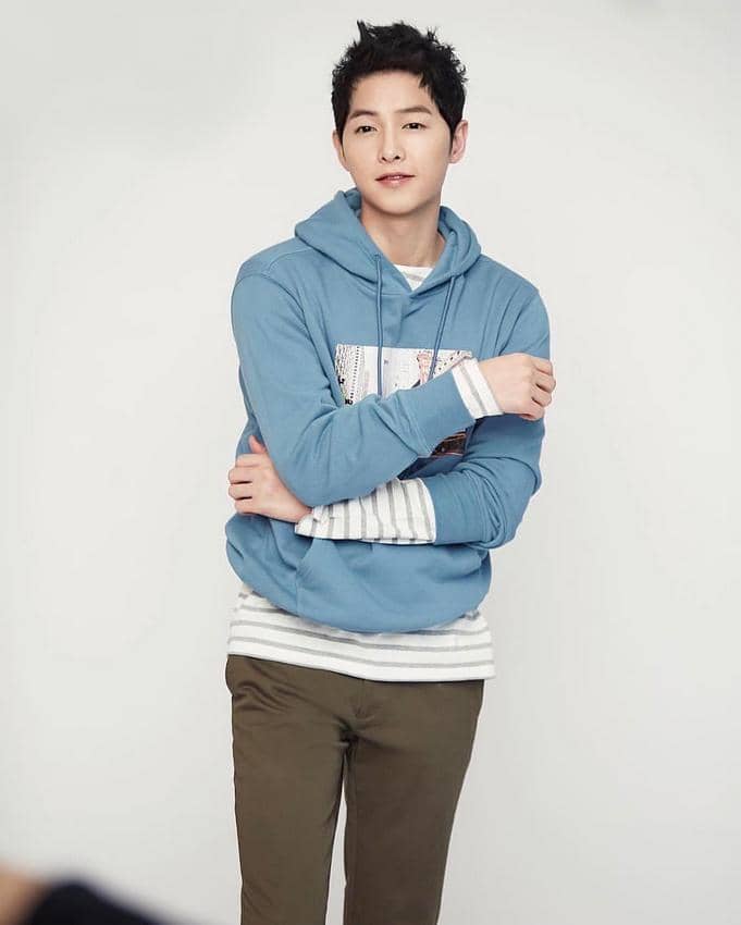 https://cdn.idntimes.com/content-images/post/20170705/song-joong-ki-7-fcd8b3d7e11f9f966009222fb3b16c71.jpg