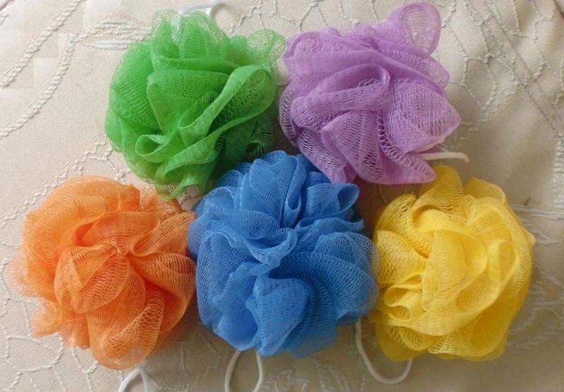 https://cdn.idntimes.com/content-images/post/20170721/sponge-for-bath-634578866973210279-1-6042ab8ffc0377e489f3f30a1eab24ca.JPG