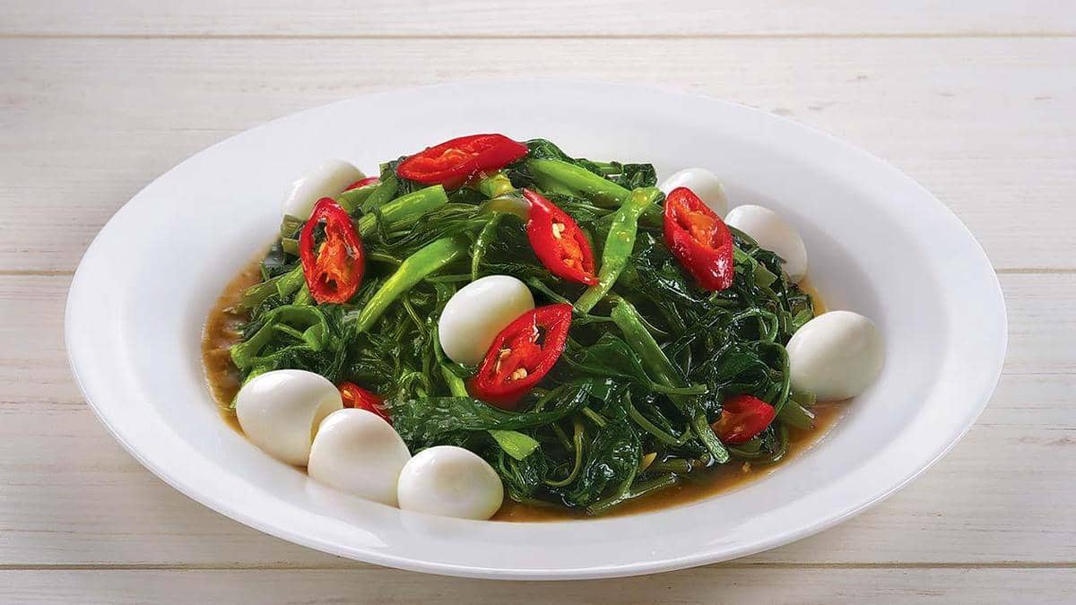 https://cdn.idntimes.com/content-images/post/20170607/stir-fried-kale-with-quail-eggs-50217458-32e1036cbb0f4eda3352fa223f0fad4c.jpg