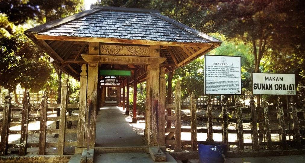 https://cdn.idntimes.com/content-images/post/20170603/sunan-drajat-22a876cbc3d51ecdc398f639962f00ea.jpg