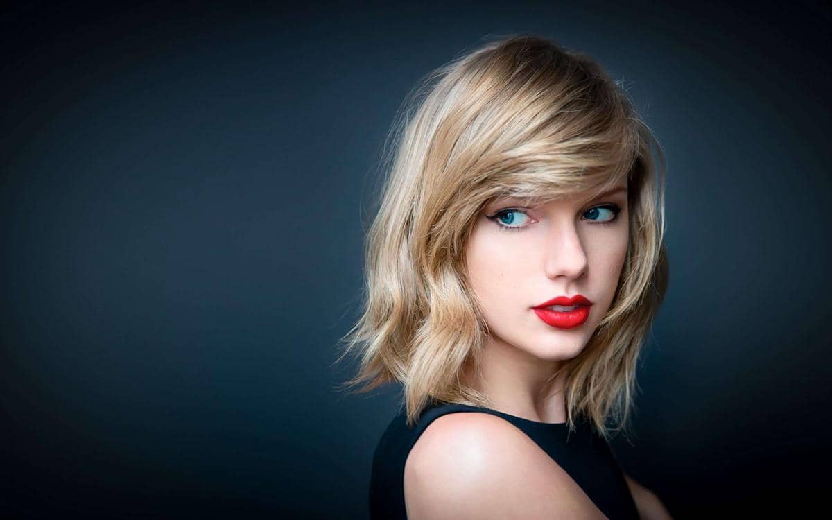 https://cdn.idntimes.com/content-images/post/20170720/taylorswift-d7308f538b6a8f69433898b5e6e31ddd.jpg